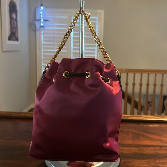 VERSACE Medusa Palazzo Nylon Bucket Bag Plum - Picture 3 of 15
